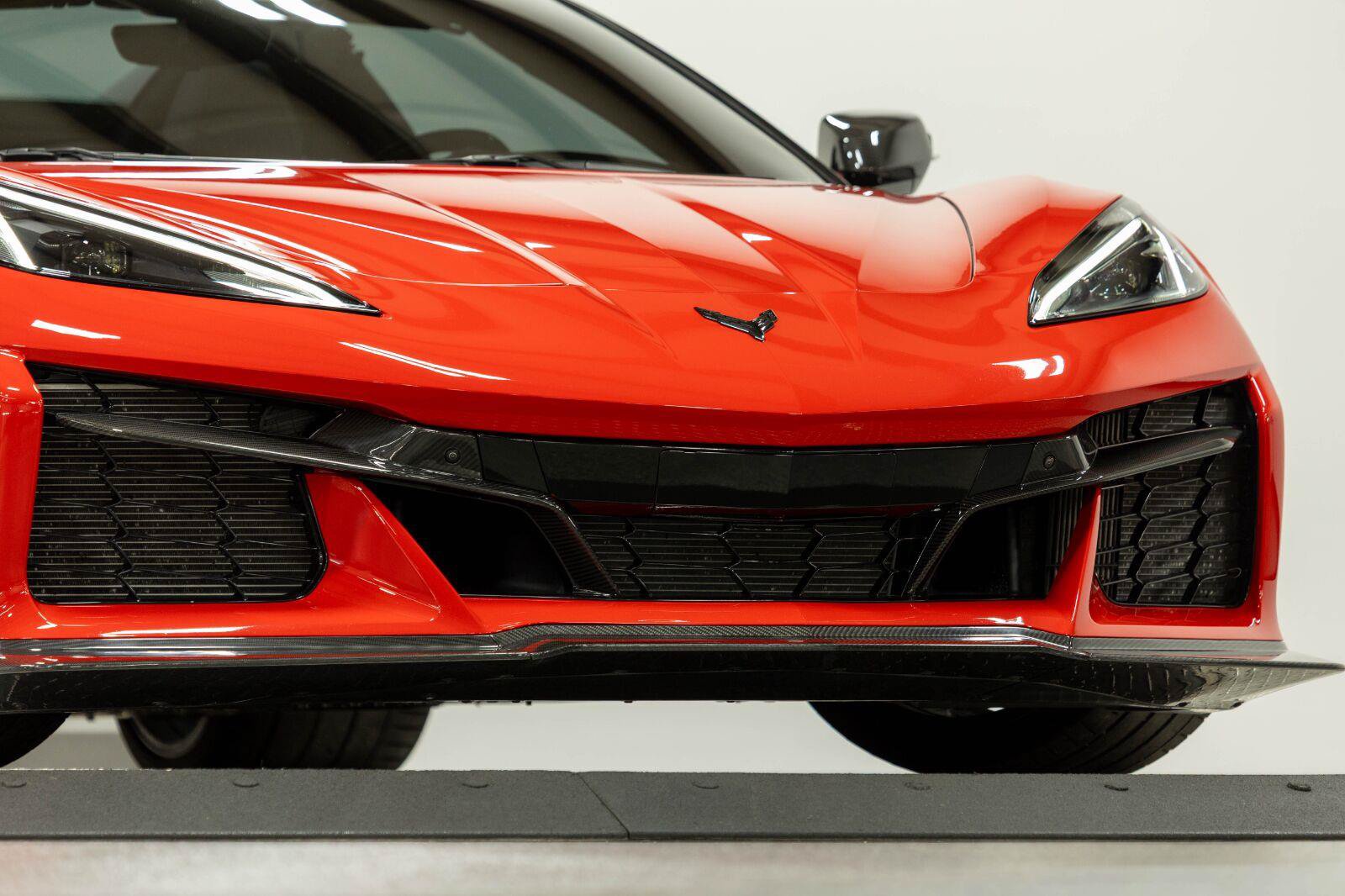 Used 2024 Chevrolet Corvette E-Ray AWD/4WD image 47