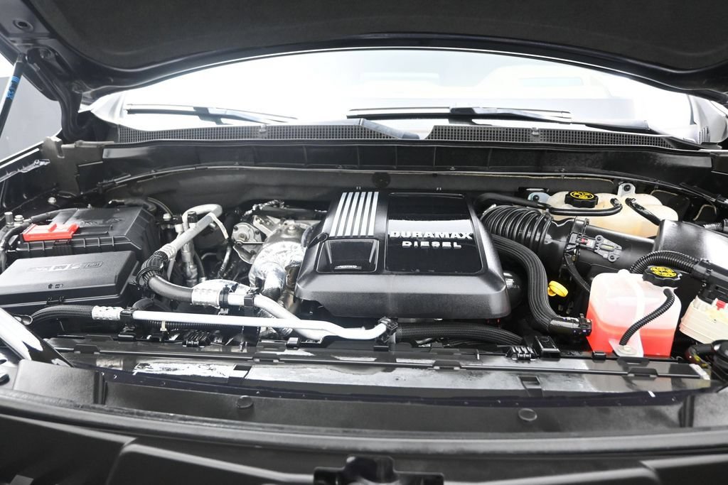 Used 2023 Chevrolet Tahoe High Country AWD/4WD image 14