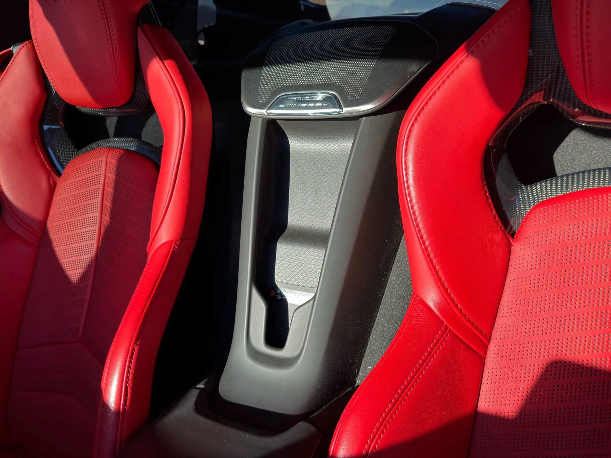 Used 2021 Chevrolet Corvette Stingray Premium Cpe w/ Z51 Performance Package image 25