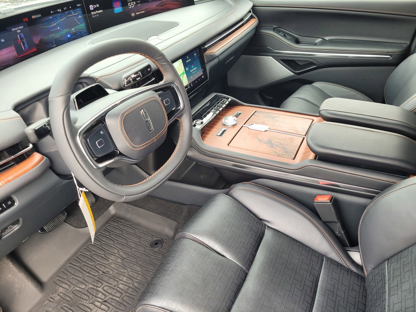 New 2025 Lincoln Navigator Black Label image 11