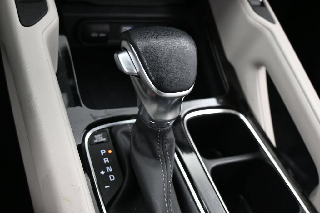 Used 2025 Kia Telluride S FWD image 24