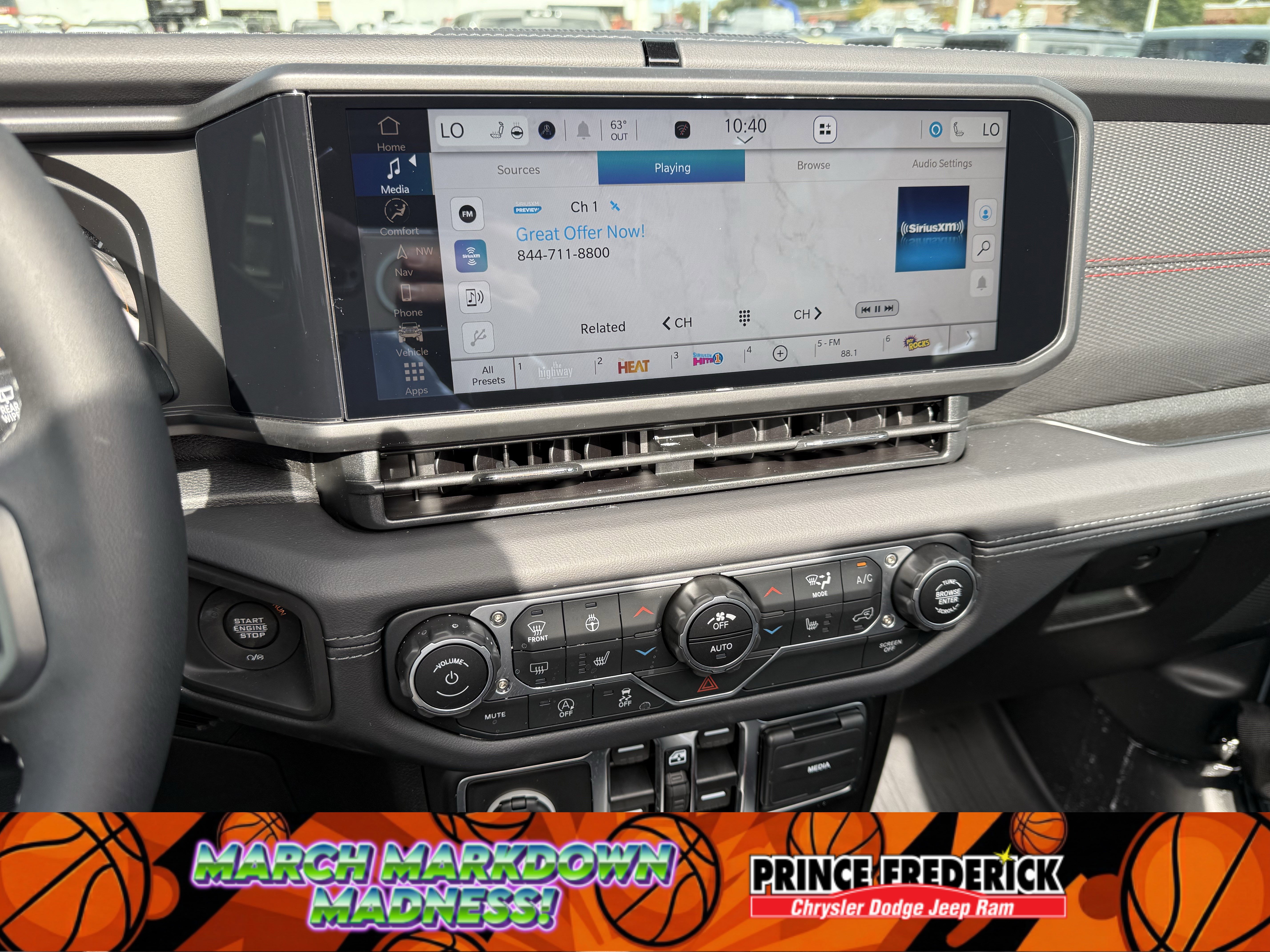 New 2025 Jeep Wrangler Unlimited Rubicon w/ Convenience Group image 22