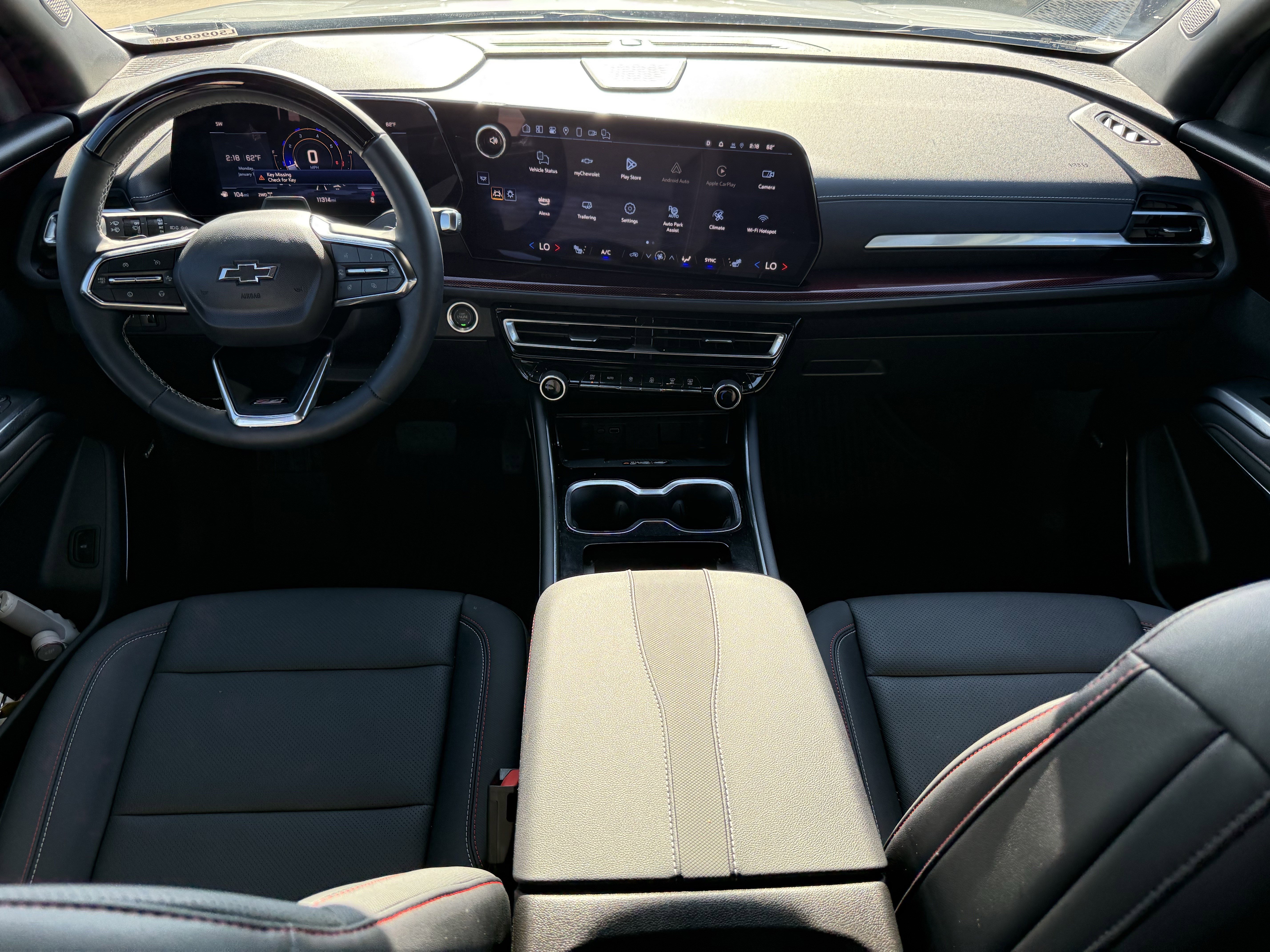 Used 2025 Chevrolet Traverse Z71 w/ Enhanced Driving Package image 13