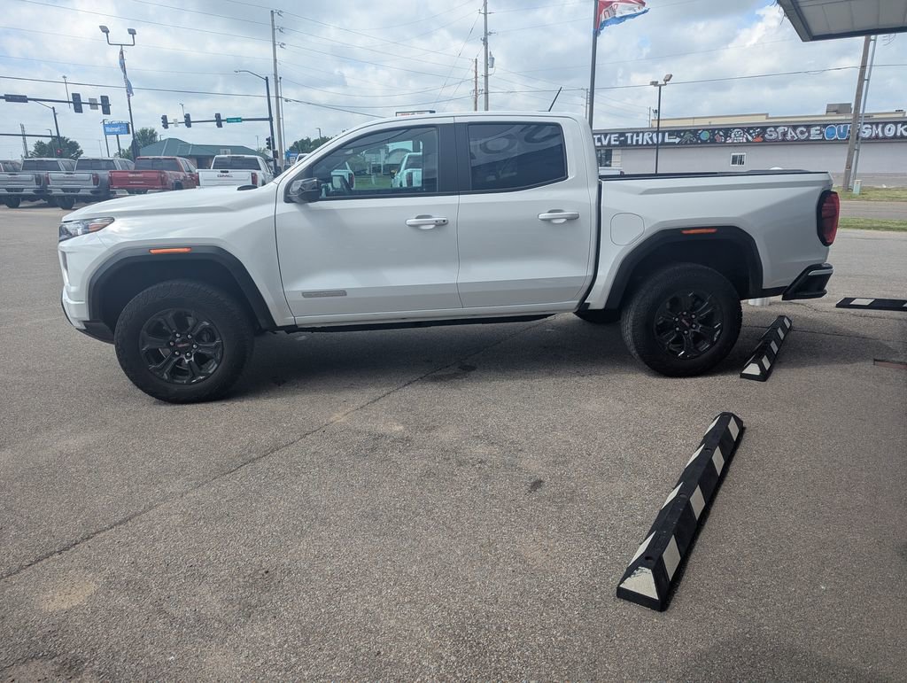 Used 2024 GMC Canyon Elevation w/ Convenience Package RWD image 3