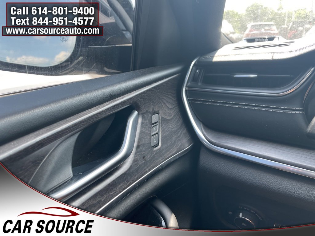 Used 2022 Jeep Grand Cherokee Overland image 20