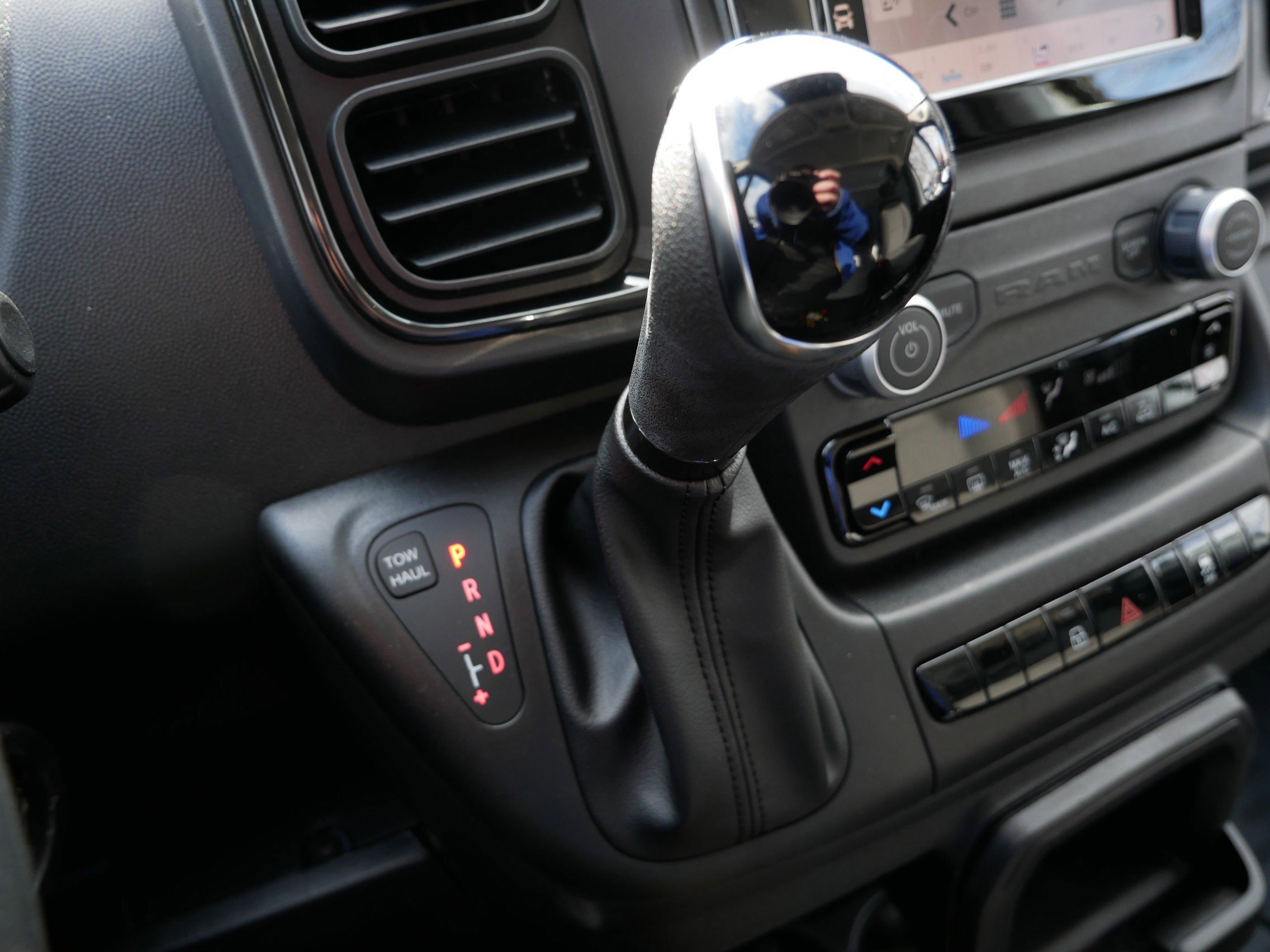 New 2026 RAM ProMaster 1500 w/ Convenience Group image 18