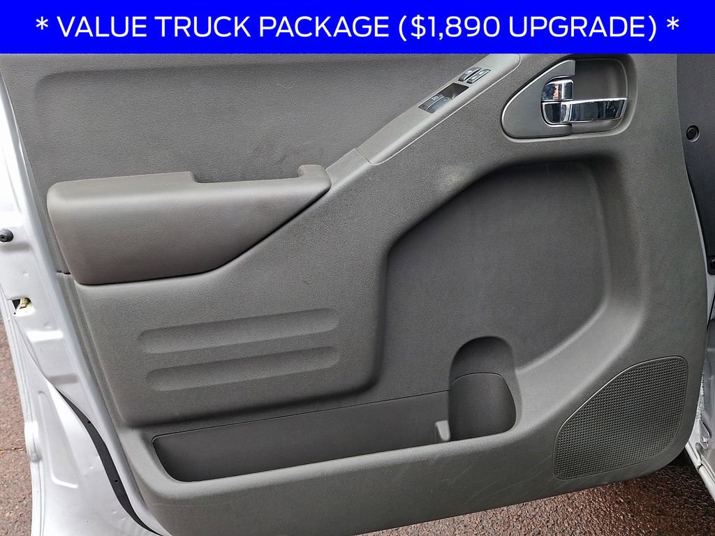Used 2019 Nissan Frontier SV w/ Value Truck Package image 12