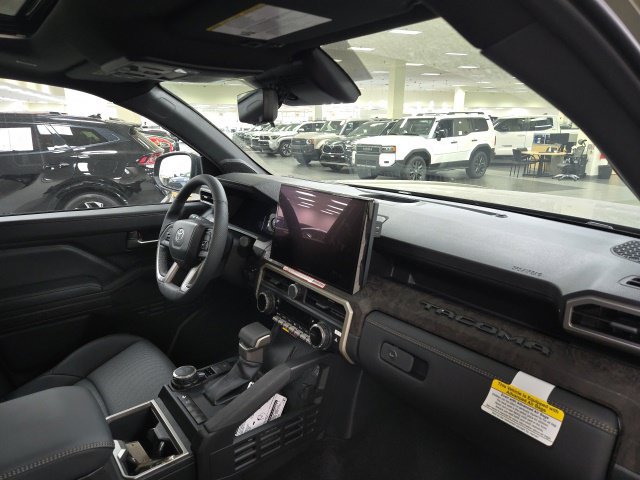 New 2026 Toyota Tacoma Limited AWD/4WD image 10