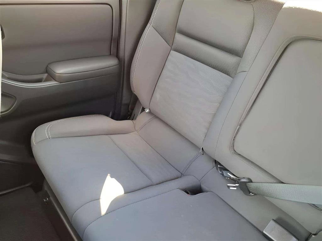 Used 2022 Nissan Frontier SV w/ Technology Package image 16