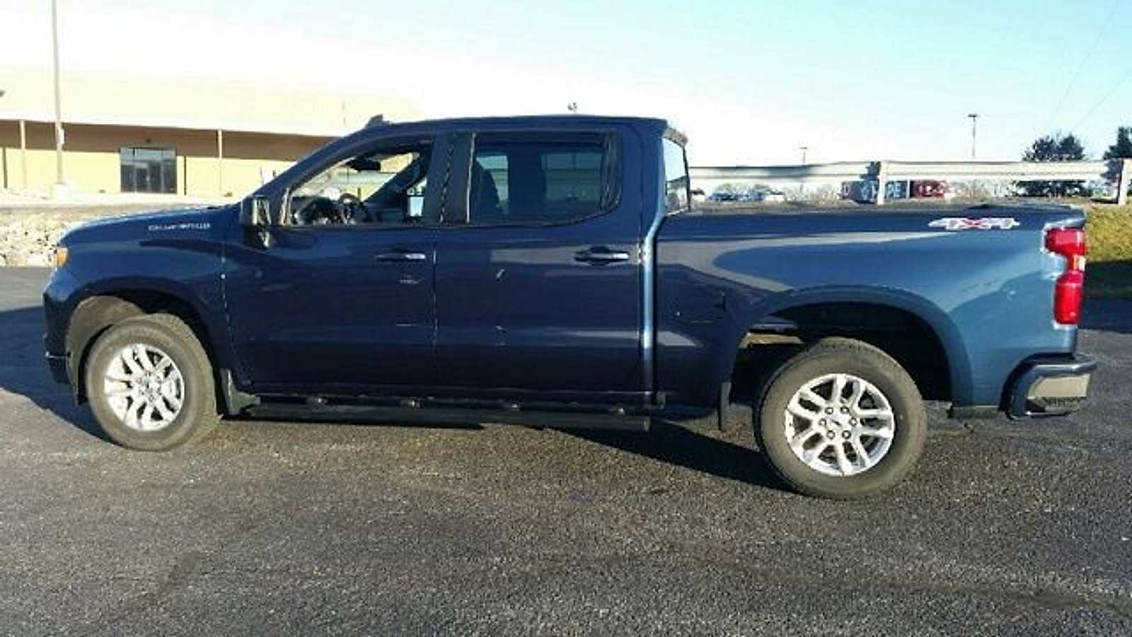 Certified 2023 Chevrolet Silverado 1500 RST image 4