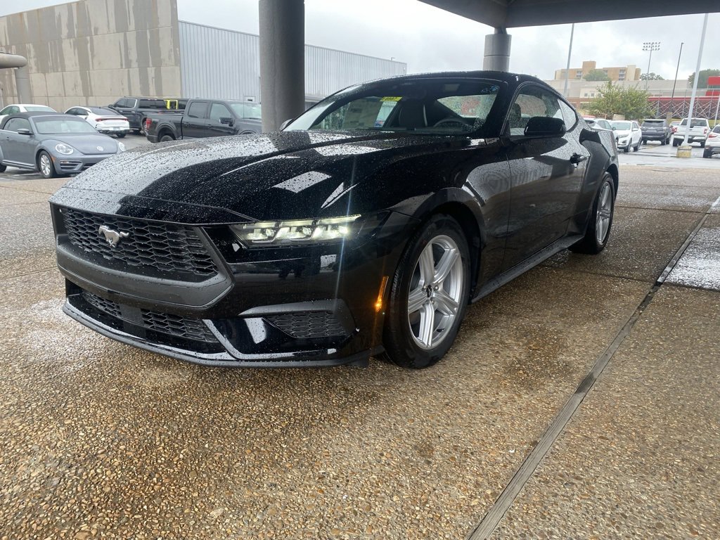 New 2026 Ford Mustang Coupe image 3