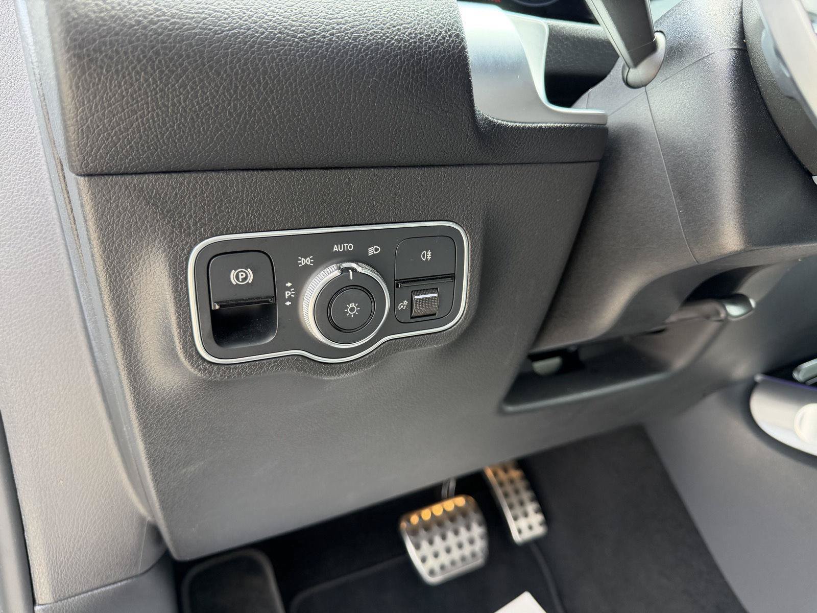 Certified 2022 Mercedes-Benz GLB 250 image 7