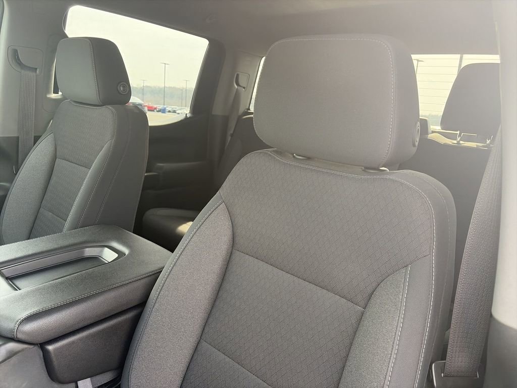 Used 2021 Chevrolet Silverado 1500 LT image 11