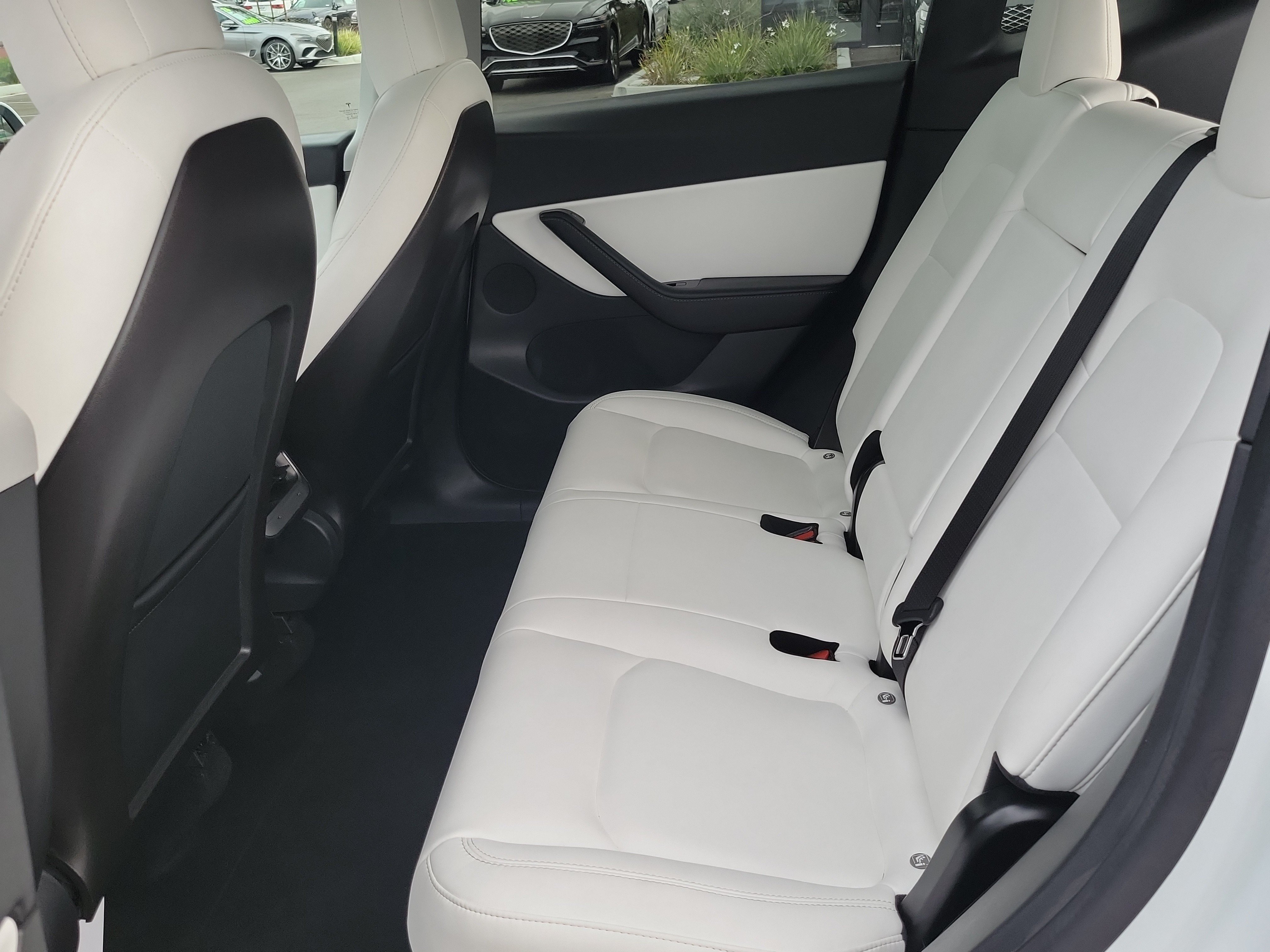 Used 2020 Tesla Model Y Long Range AWD/4WD image 19