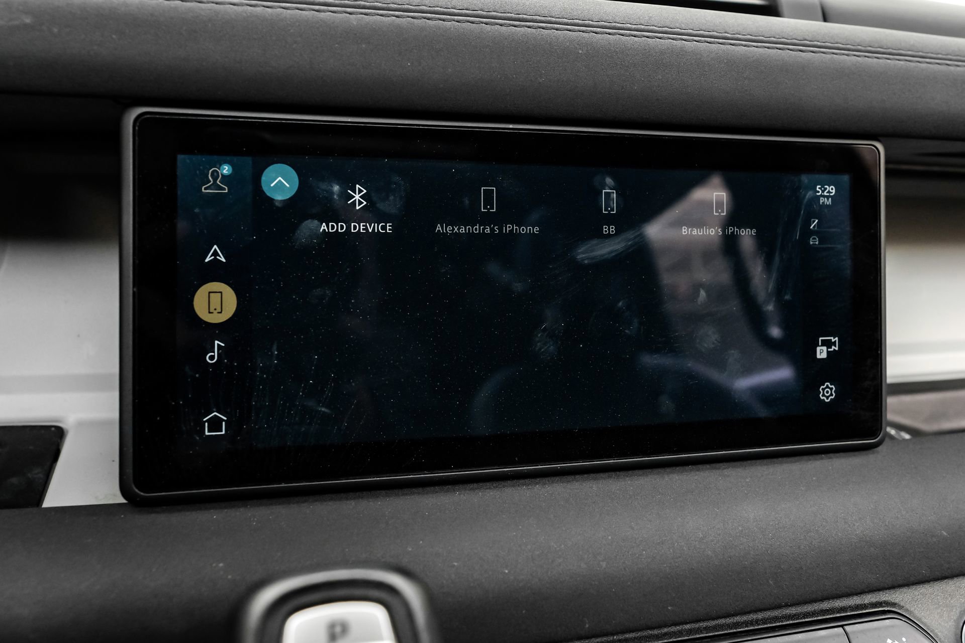 Used 2023 Land Rover Defender 110 SE image 31