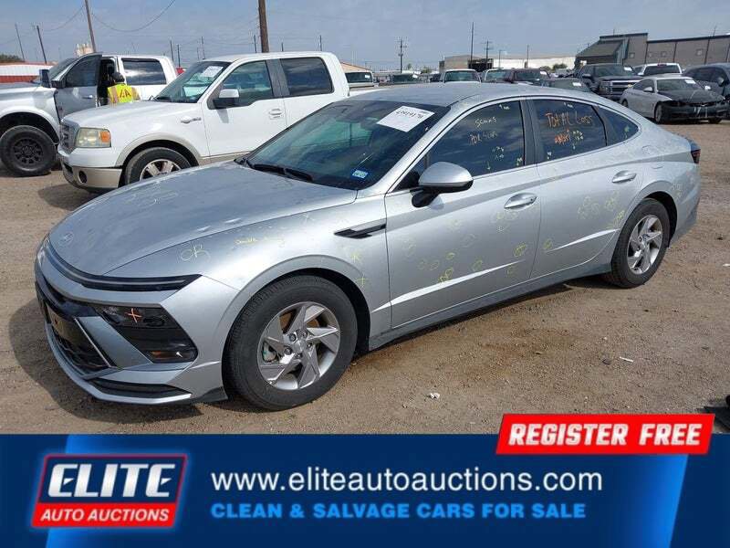 Used 2025 Hyundai Sonata SE image 4