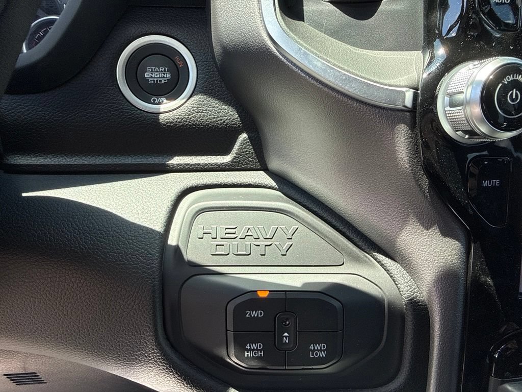 New 2026 RAM 2500 Big Horn AWD/4WD image 15