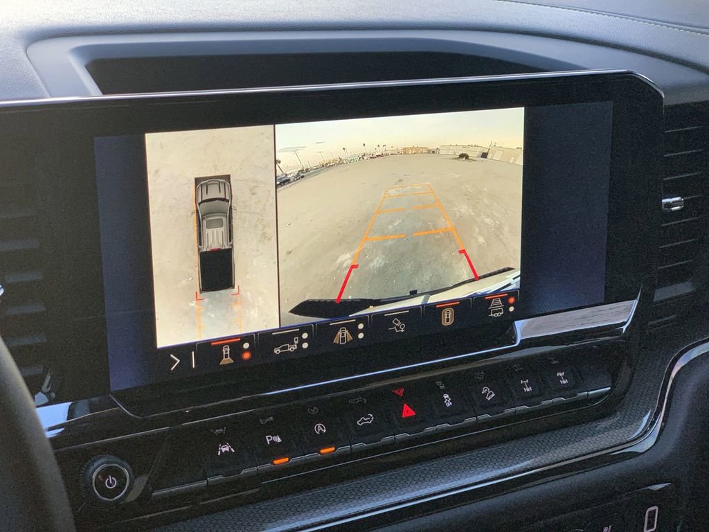 Used 2025 Chevrolet Silverado 1500 ZR2 image 13