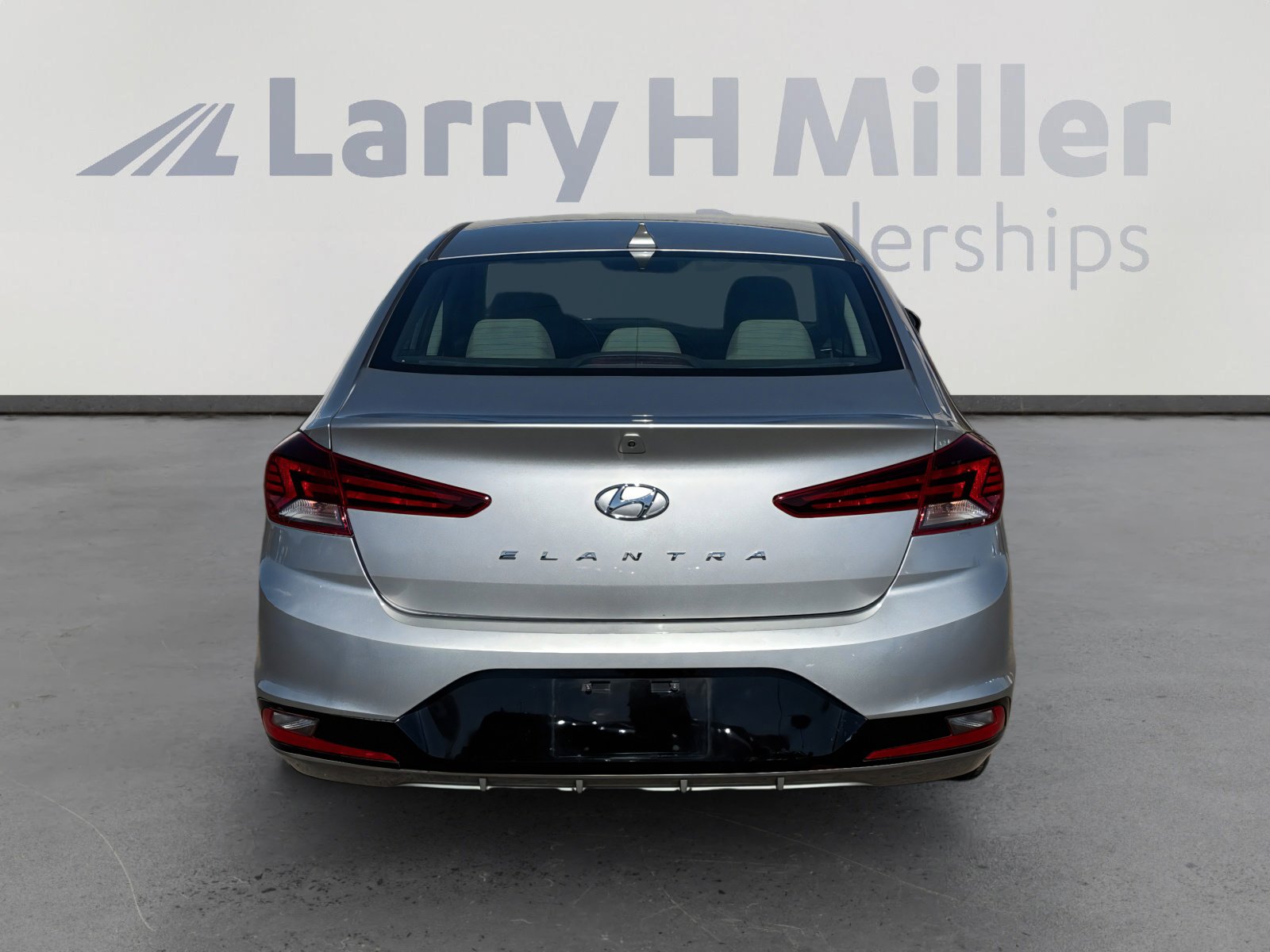 Used 2020 Hyundai Elantra SEL image 4