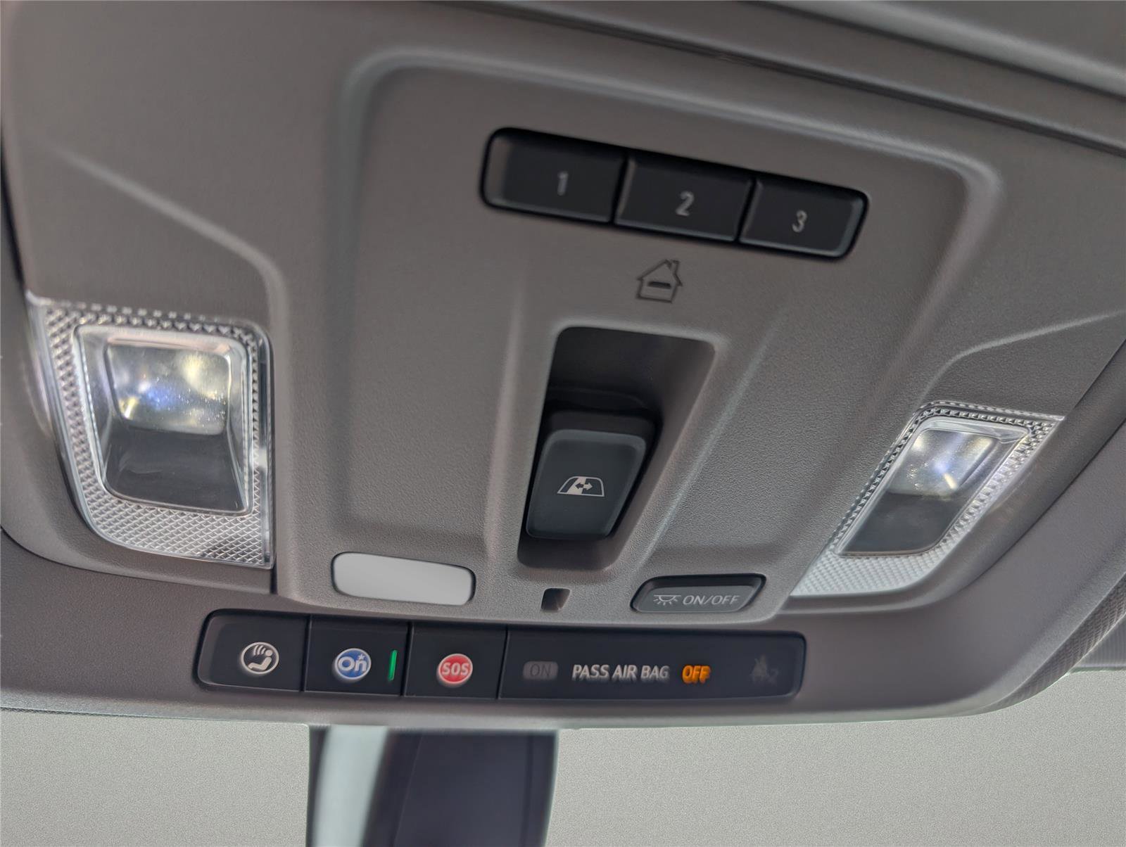 Used 2019 Chevrolet Silverado 1500 RST image 12