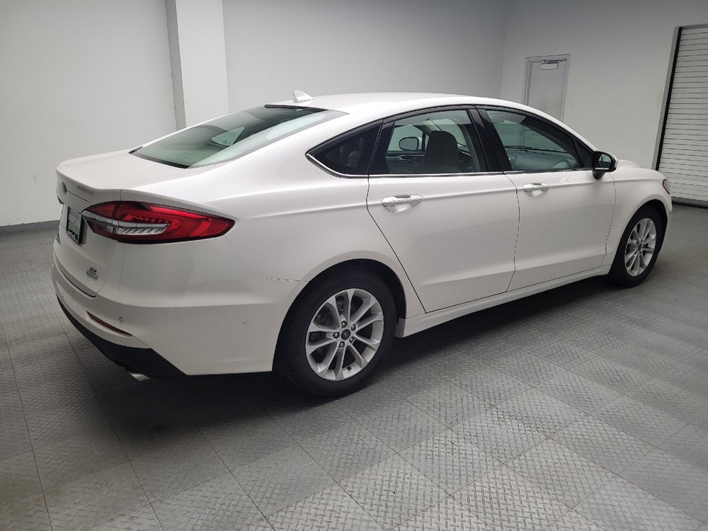 Used 2020 Ford Fusion SE FWD image 10