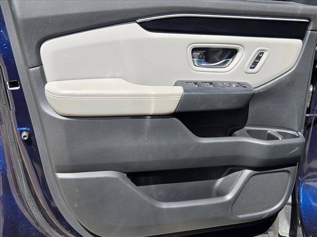 Used 2024 Honda Pilot Touring image 10