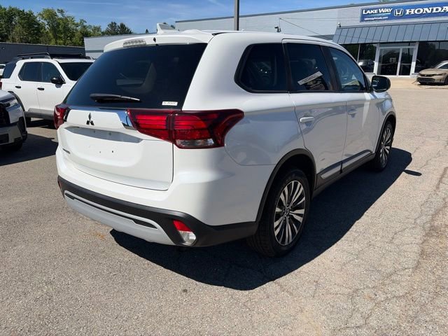 Used 2020 Mitsubishi Outlander ES AWD/4WD image 6