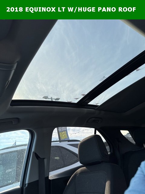 Used 2018 Chevrolet Equinox LT w/ Sun & Infotainment Package image 8