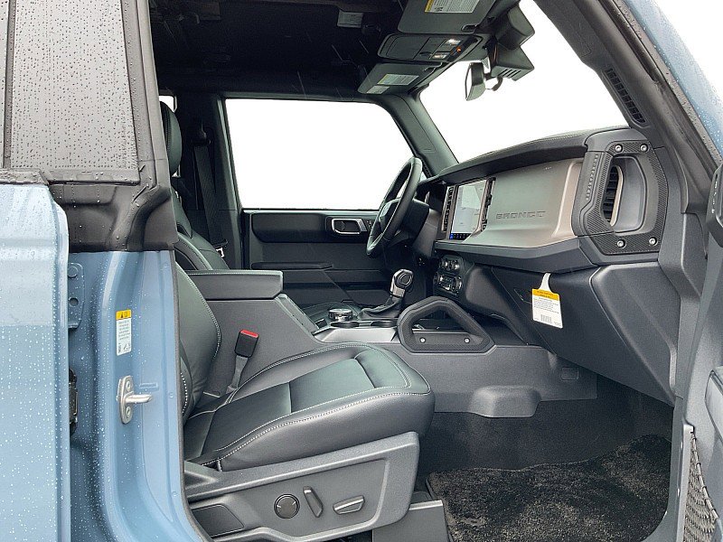 New 2025 Ford Bronco Outer Banks image 11