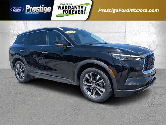 Used 2023 INFINITI QX60 Luxe w/ Vision Package FWD image 1
