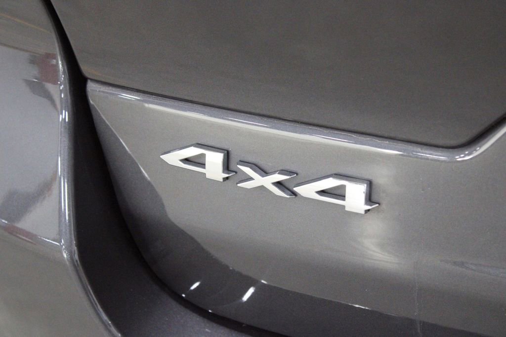 Used 2023 Jeep Grand Cherokee Laredo image 42