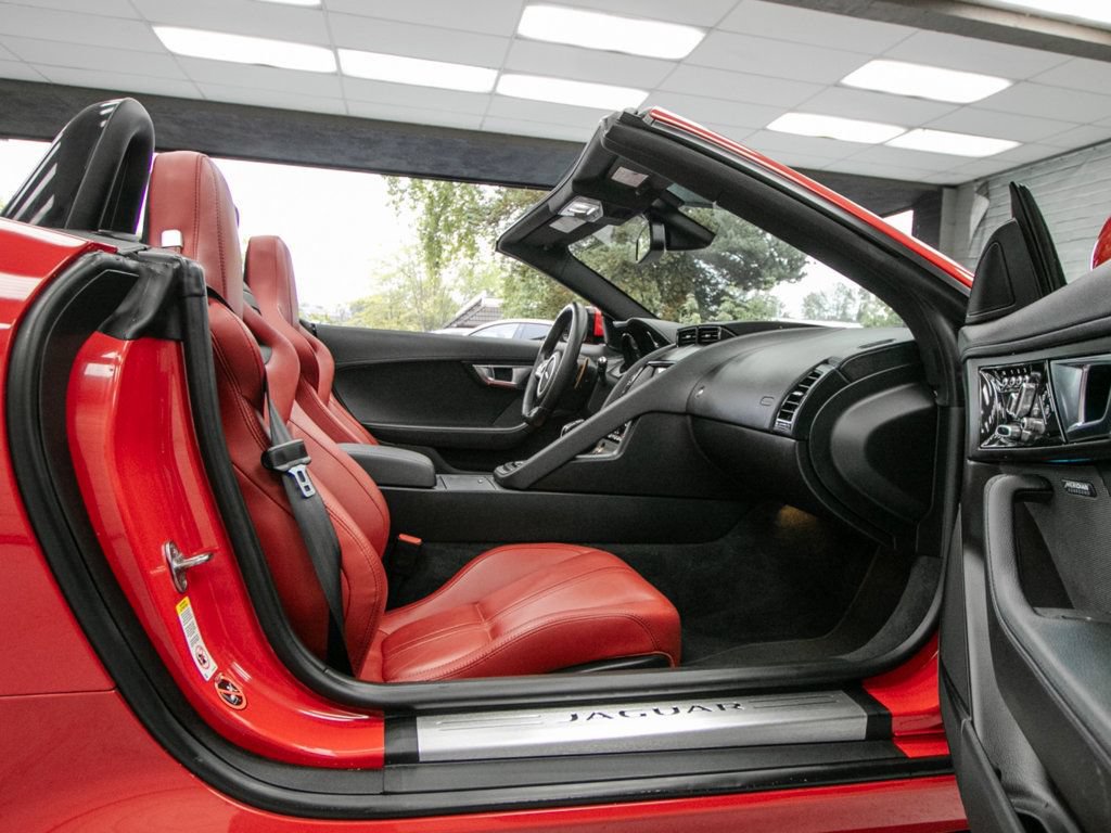 Used 2014 Jaguar F-TYPE S RWD image 26