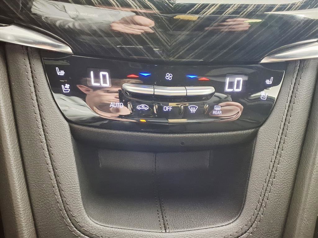 Certified 2023 Cadillac XT6 Premium Luxury w/ Technology Package image 20