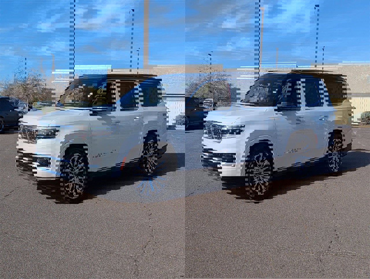 Used 2024 Jeep Grand Wagoneer L Series III image 2