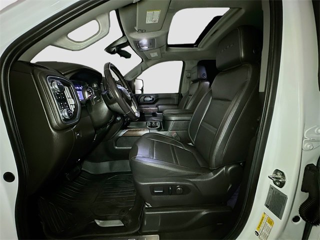 Used 2023 GMC Sierra 3500 Denali w/ Denali Ultimate Package image 17