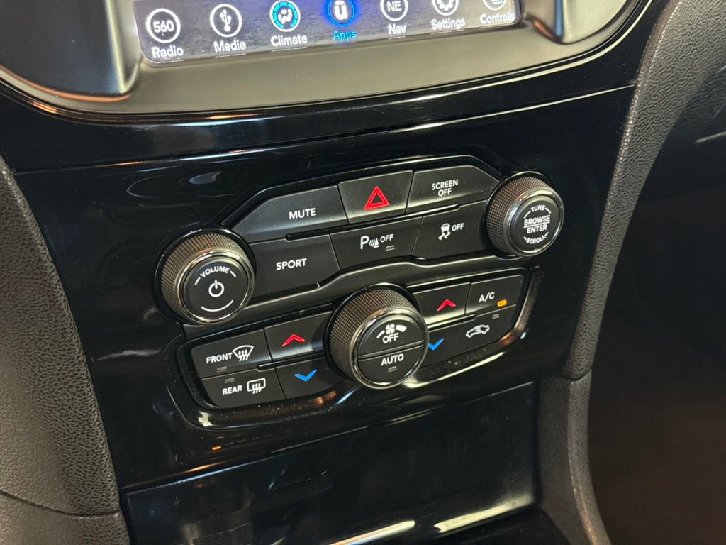 Used 2018 Chrysler 300 S w/ 300S Premium Group AWD/4WD image 25