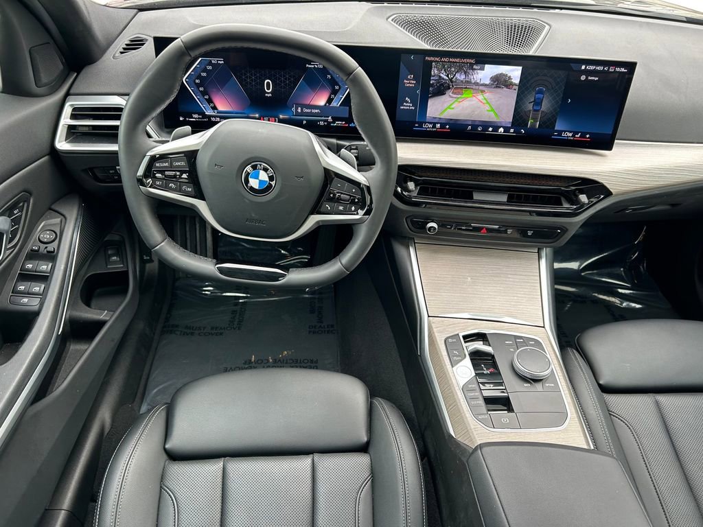 Used 2025 BMW 330i xDrive Sedan AWD/4WD image 17