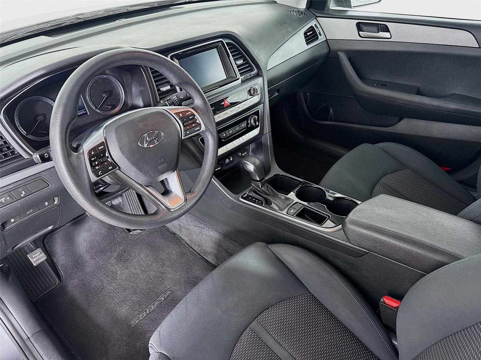 Used 2019 Hyundai Sonata SE FWD image 11