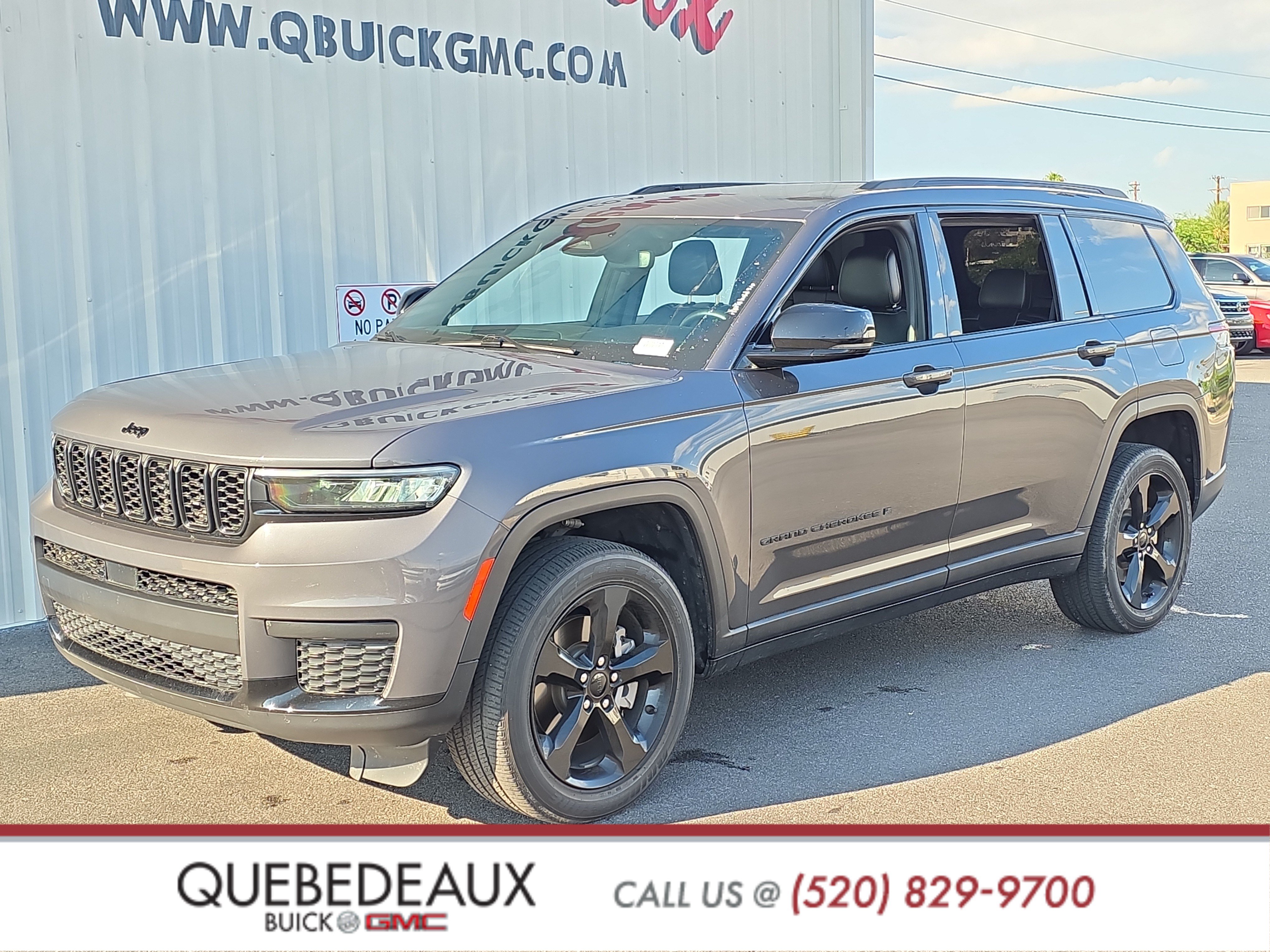 Used 2022 Jeep Grand Cherokee L Laredo RWD image 3