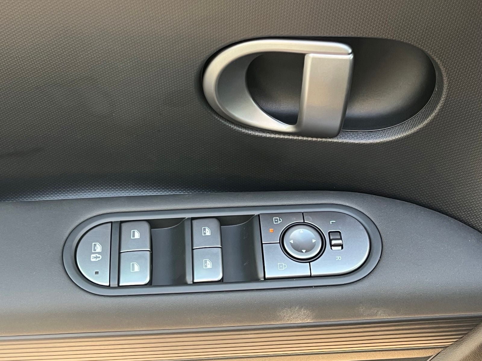 New 2027 Hyundai Ioniq 5 SEL RWD image 24