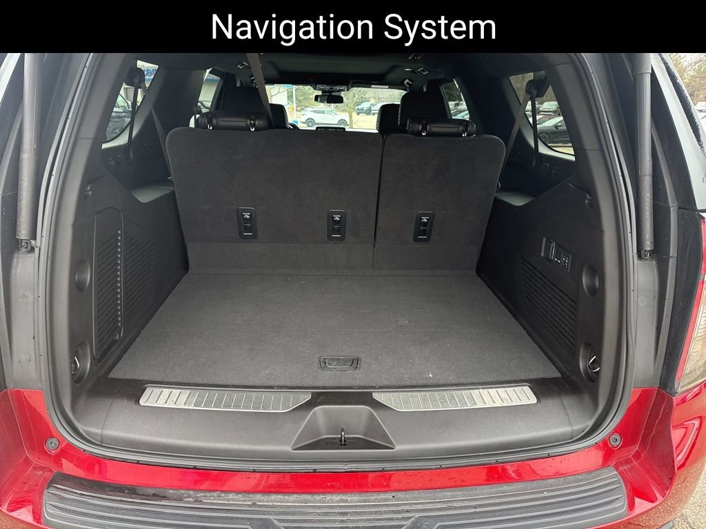 Certified 2024 Chevrolet Suburban Z71 w/ Luxury Package image 12