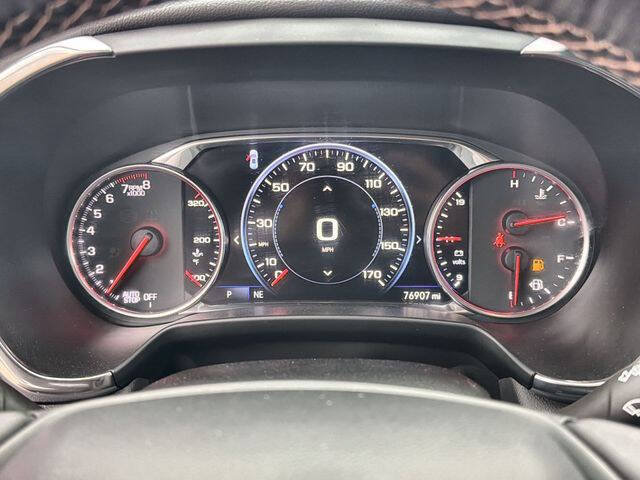 Used 2022 Chevrolet Blazer Premier w/ Enhanced Convenience Package FWD image 12
