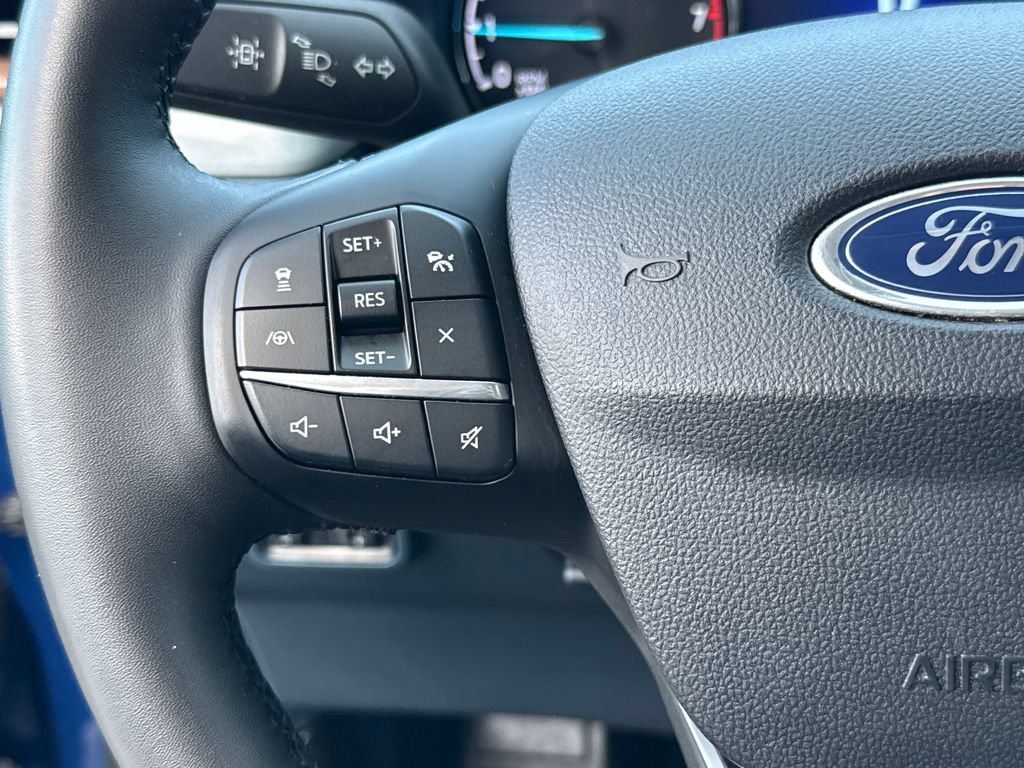 Used 2024 Ford Maverick Lariat w/ FX4 Off-Road Package AWD/4WD image 17