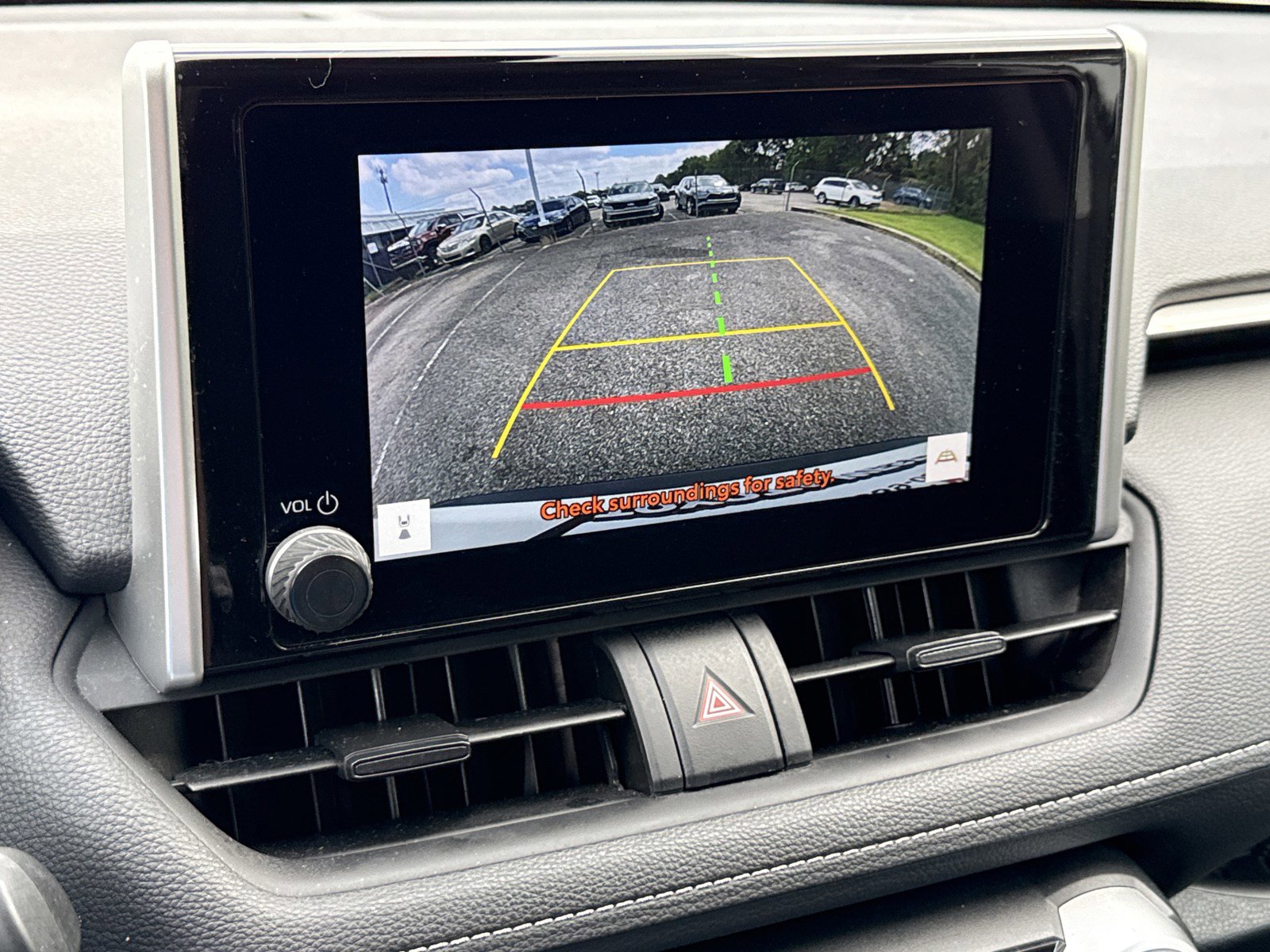 Used 2024 Toyota RAV4 XLE FWD image 23