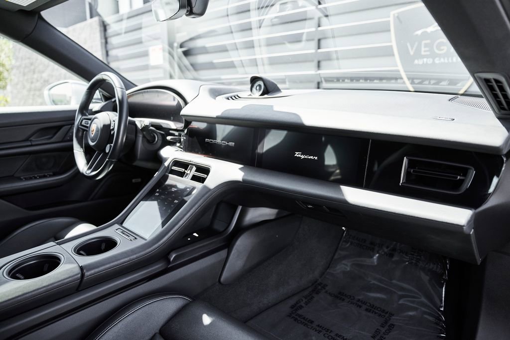 Used 2022 Porsche Taycan 4 Cross Turismo image 41