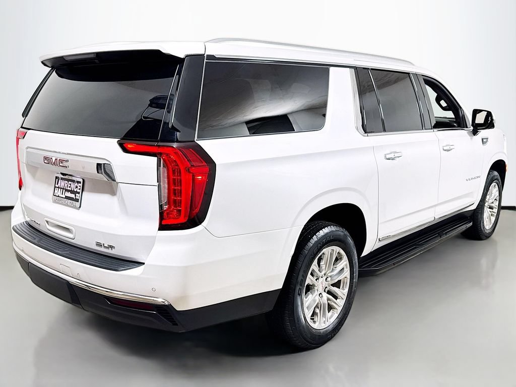 Used 2024 GMC Yukon XL SLT w/ SLT Luxury Package AWD/4WD image 4