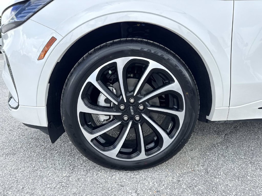 New 2026 Lincoln Nautilus Black Label AWD/4WD image 10