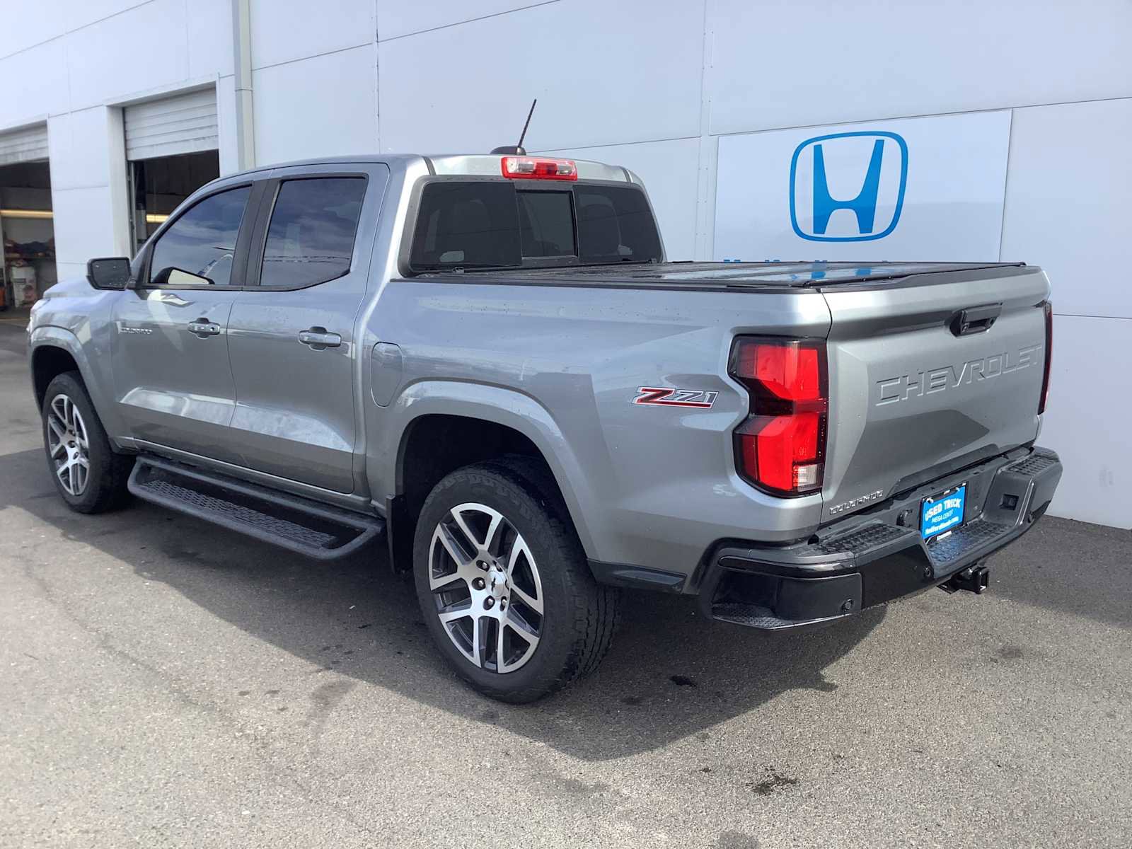 Used 2023 Chevrolet Colorado Z71 w/ Z71 Convenience Package 2 AWD/4WD image 4