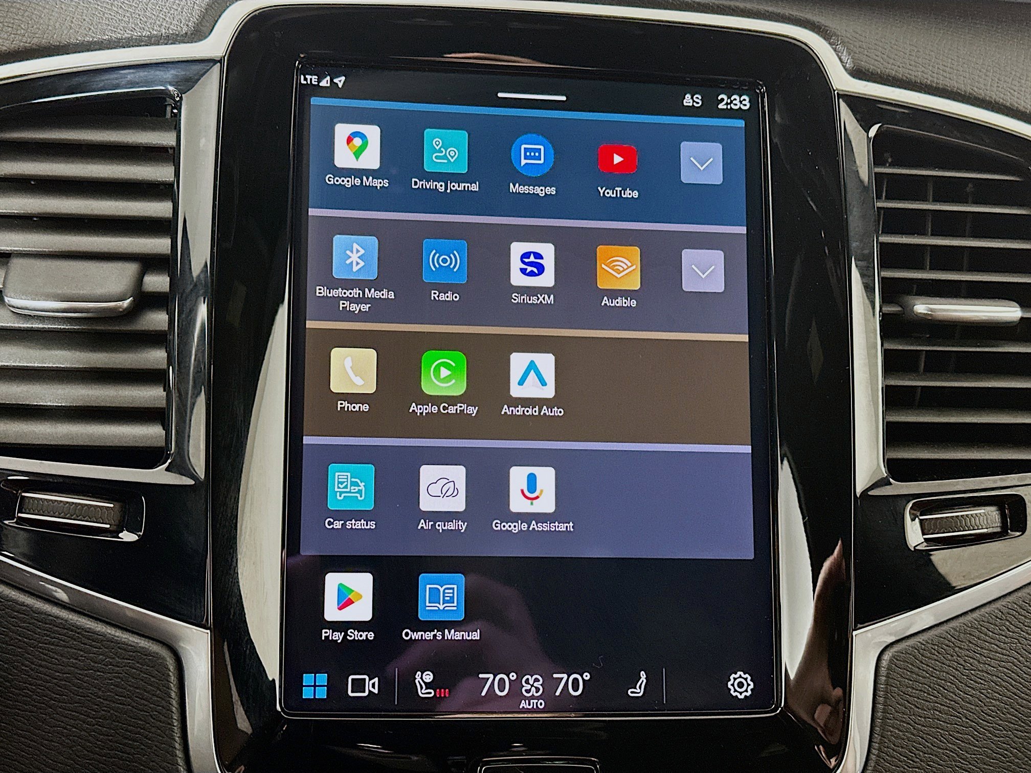 Used 2024 Volvo XC90 B6 Plus w/ Protection Package Premier image 15