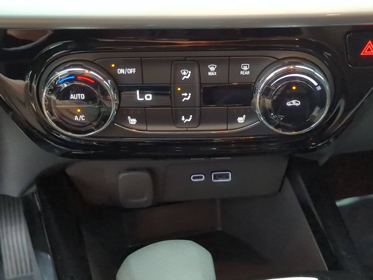 New 2026 Chevrolet Trax LT w/ Driver Confidence Package FWD image 17